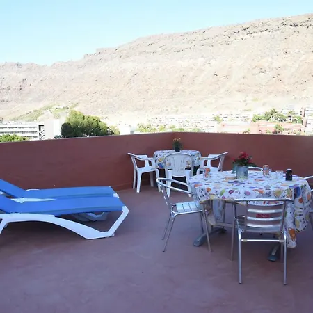 Veronica Puerto De Mogan